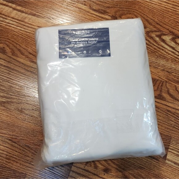 White Duvet Cover Set Bedsure - King - Picture 3 of 7